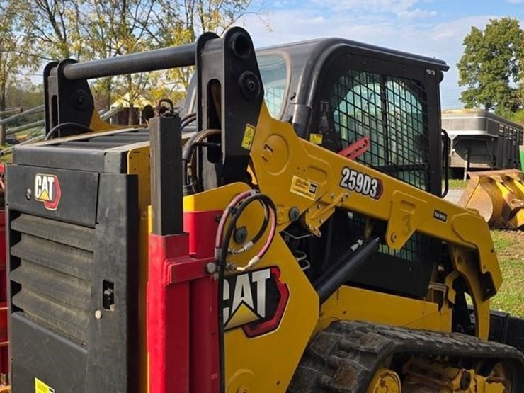 2019-caterpillar-259d3-image-19