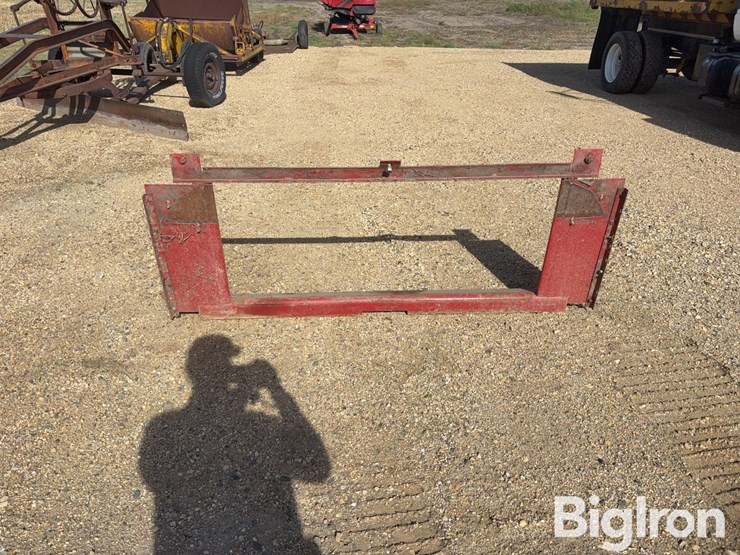 case-ih-combine-head-adapter-plate-image-2