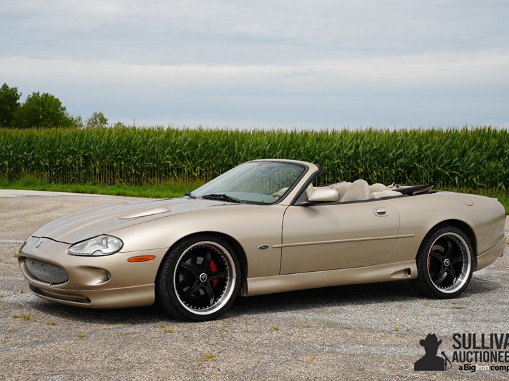 run-#103---1999-jaguar-xk8-convertible-"mina-gallery"-edition-image-1