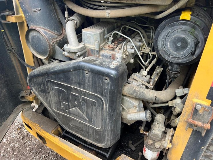 2006-caterpillar-277b-skid-steer-loader-image-6
