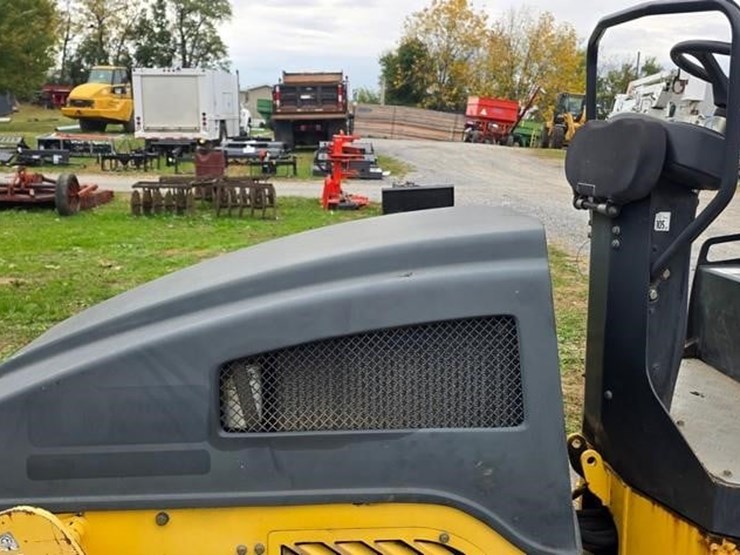 2012-bomag-bw120ad-4-image-21
