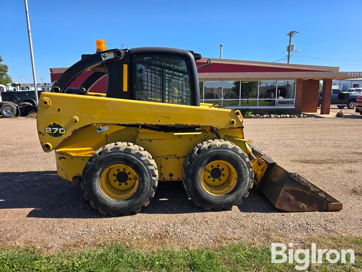 2000-john-deere-270-skid-steer-image-4