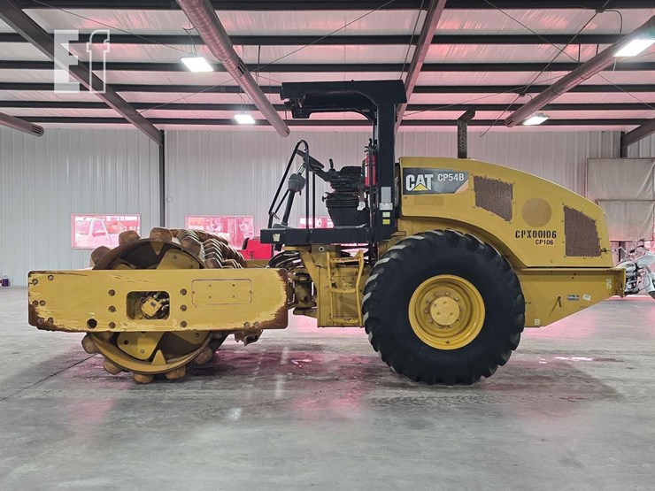2012-caterpillar-cp54b-image-5