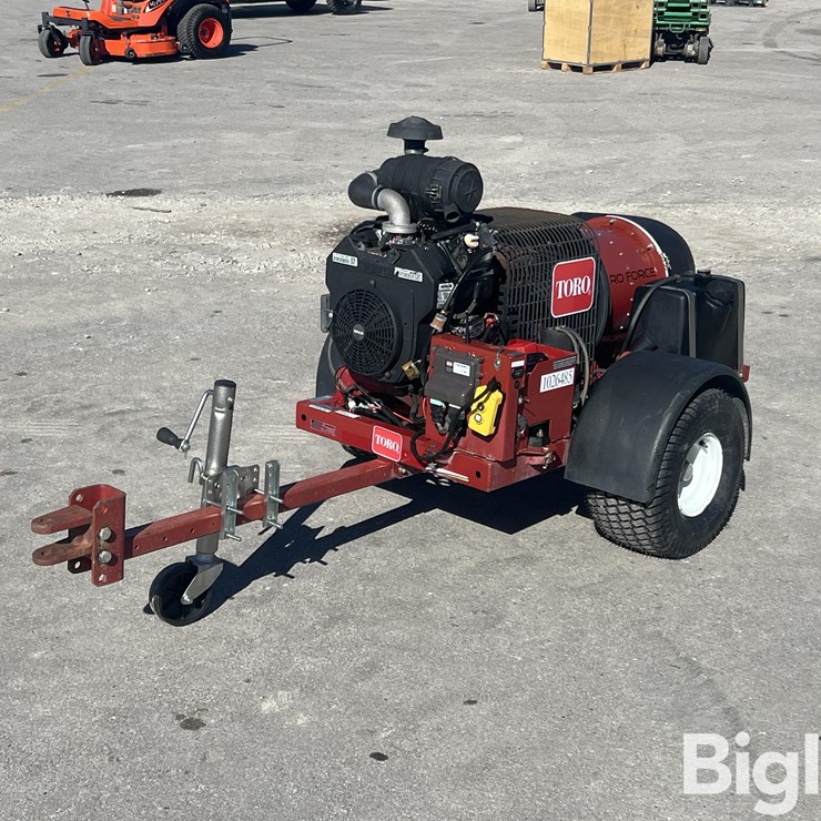 Toro Pro Force 44552 Pull-Type Debris Blower