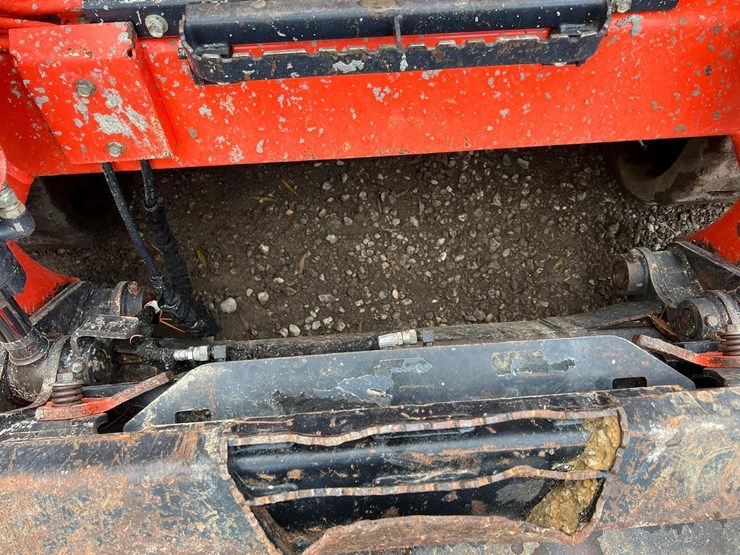 2022-kubota-svl97-2-skid-steer-loader-image-11