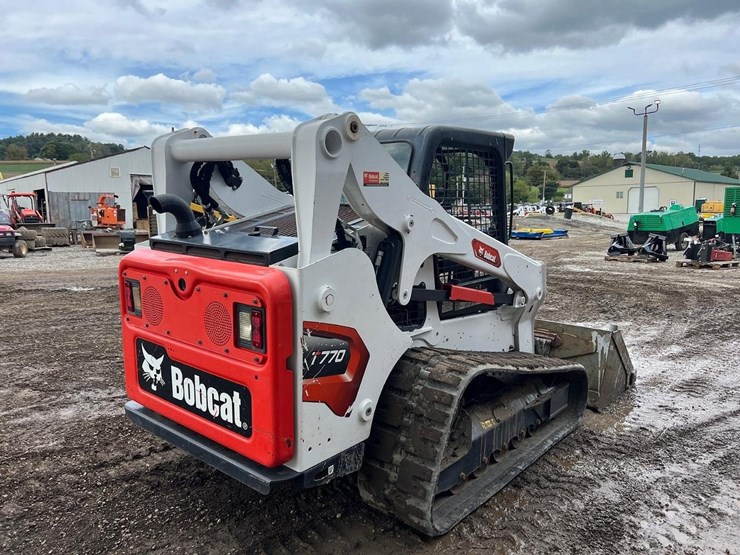 2023-bobcat-t770-skid-steer-loader-image-7