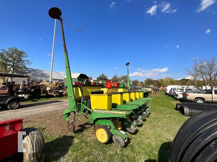 1996-john-deere-7200-image-3