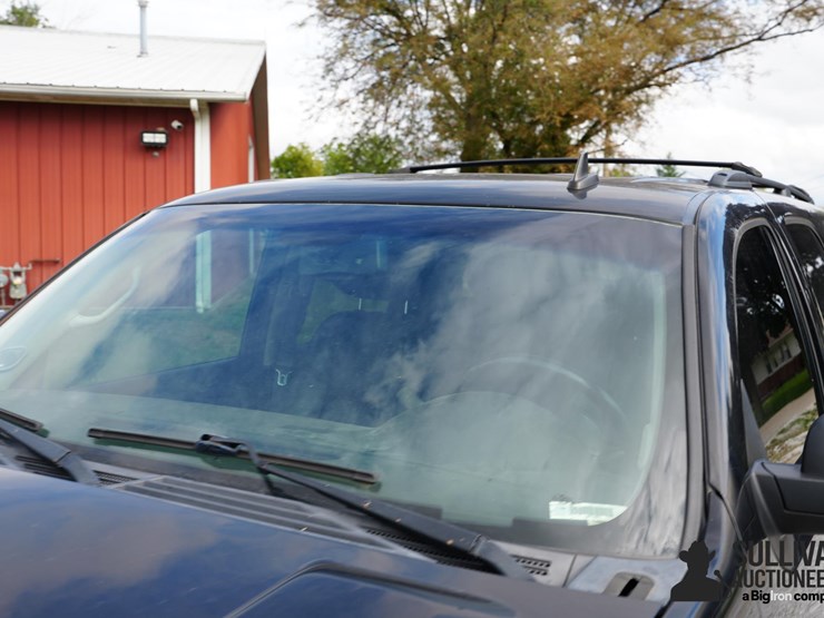 run-#43---2013-chevrolet-tahoe-k1500-4x4-suv-image-12