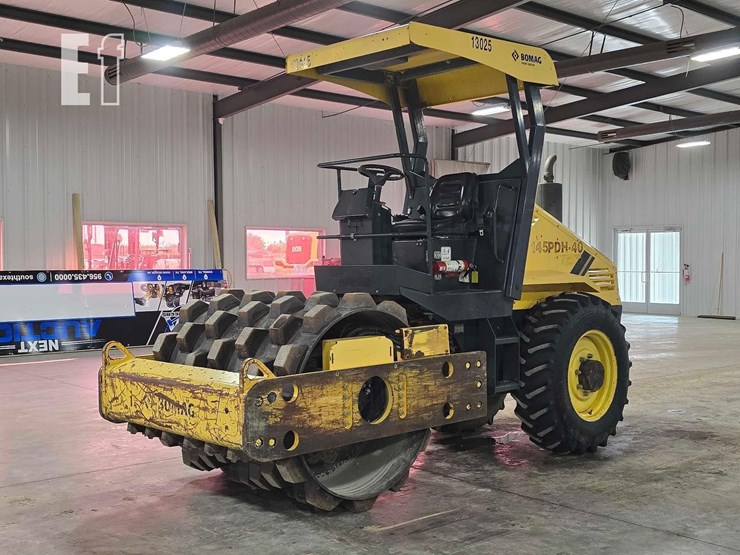 2014-bomag-bw145pdh-40-image-1