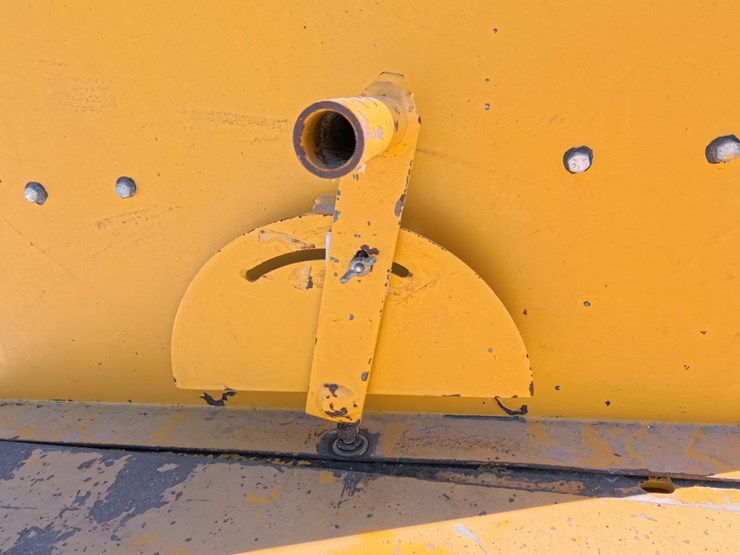 #1025-•-2006-henke-buffalo-1254-roller-mill-image-15