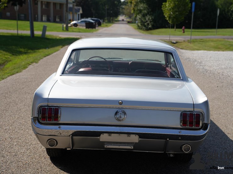 run-#88---1966-ford-mustang-coupe-image-6