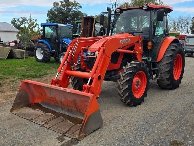 2017-kubota-m5-091d-image-1