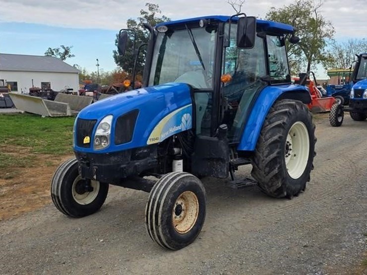new-holland-t5040-image-1
