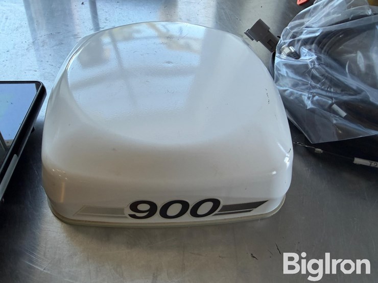 2021-trimble-xcn-1050-&-nav-900-globe-&-display-image-9