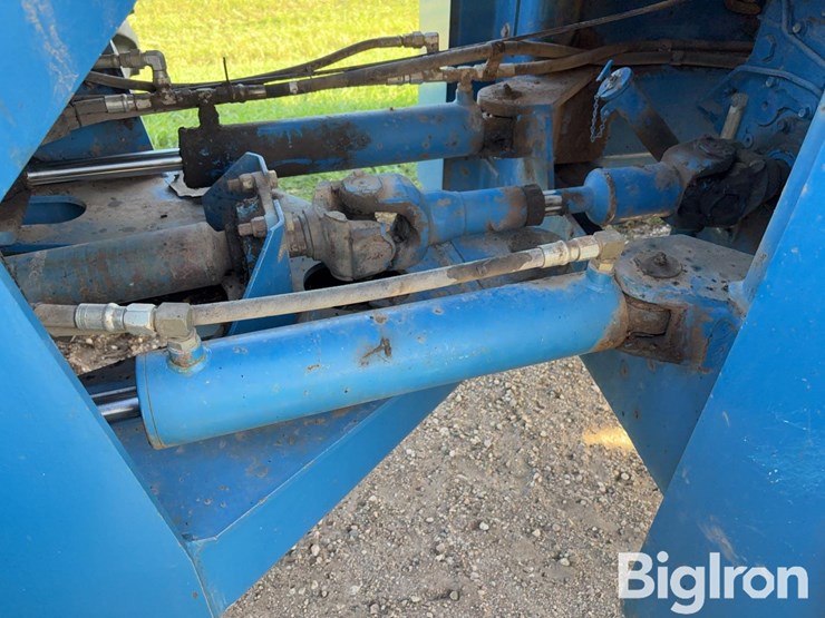 ford-versatile-9280-4wd-tractor-image-15