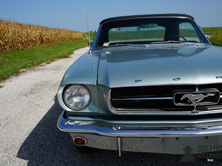 run-#65---1965-ford-mustang-convertible-image-17