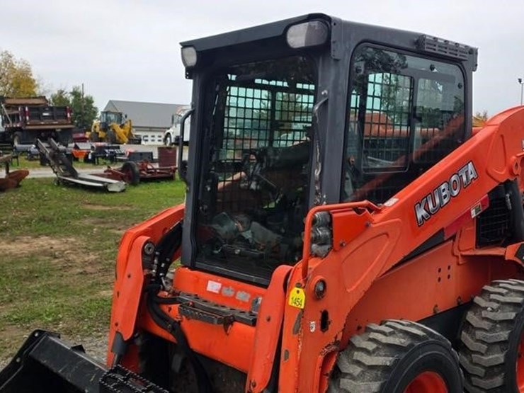 2016-kubota-ssv65-image-7