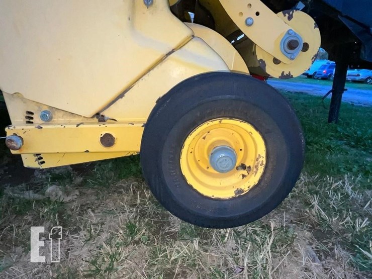 2013-new-holland-big-baler-340-image-8