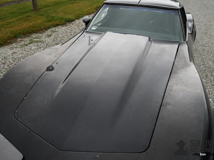 run-#129---1977-chevrolet-corvette-coupe-image-10