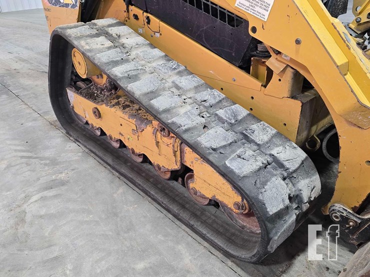 2018-caterpillar-299d2-image-33