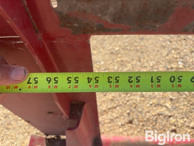 case-ih-combine-head-adapter-plate-image-13