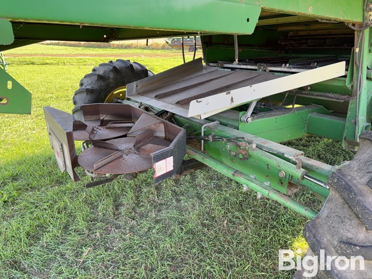 john-deere-9600-combine-image-20