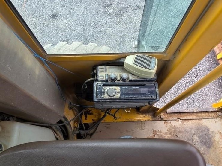 1999-deere-772ch-image-65
