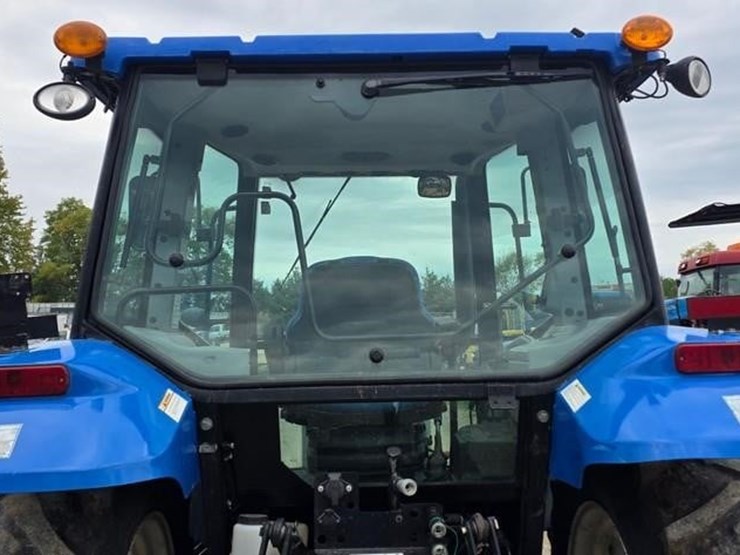 new-holland-t5040-image-21