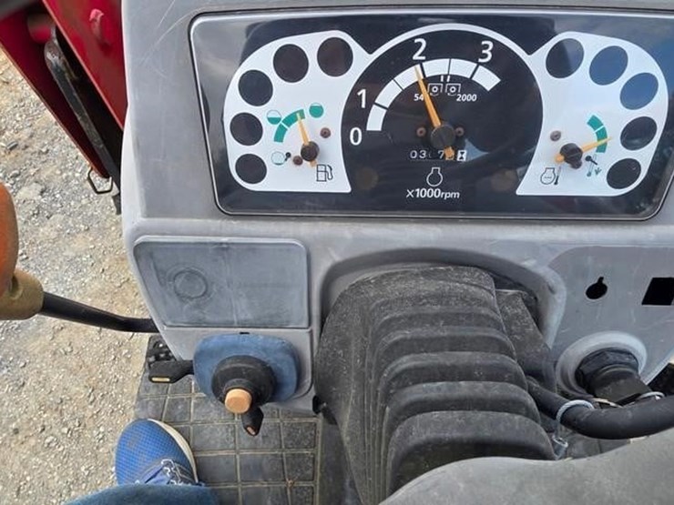 mahindra-1526-image-44
