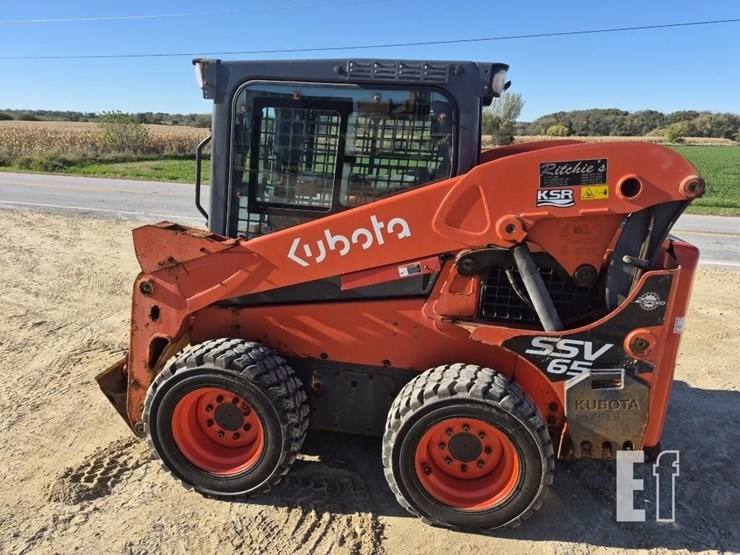 kubota-ssv65-image-10