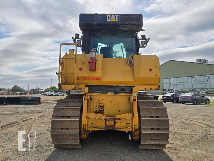 2017-caterpillar-d7e-image-8