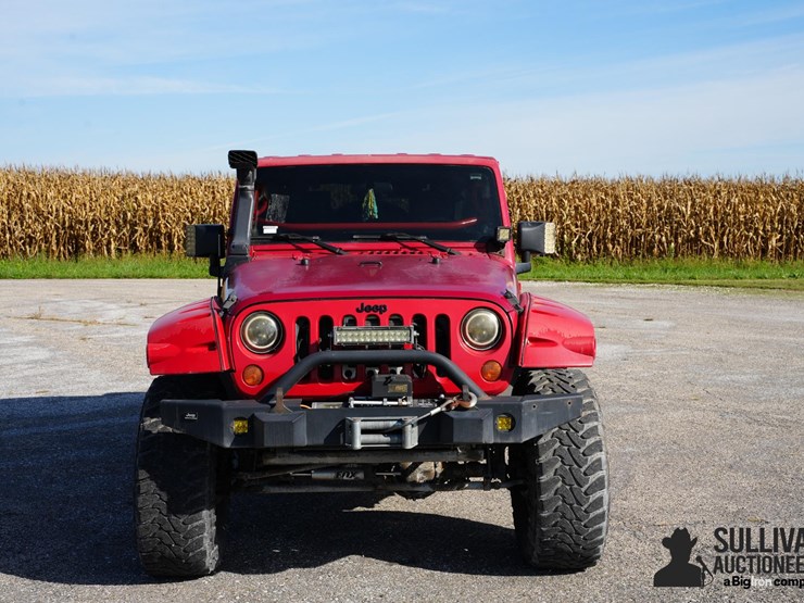 run-#40---2007-jeep-wrangler-unlimited-4x4-image-2