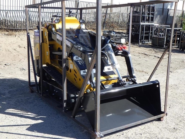 2026-cfg-kjt27-skid-steer-loader-image-2