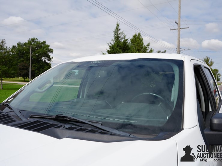run-#137---2021-ford-f150-supercrew-xlt-pickup-image-12