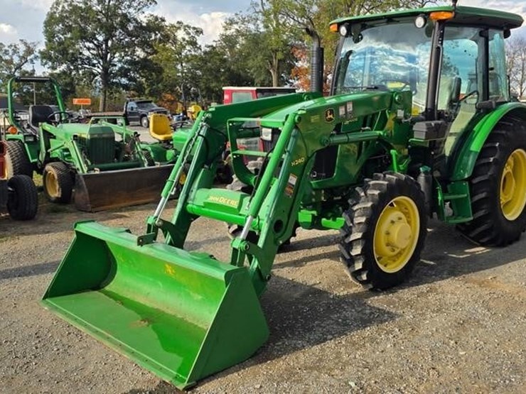 2016-john-deere-5065e-image-1