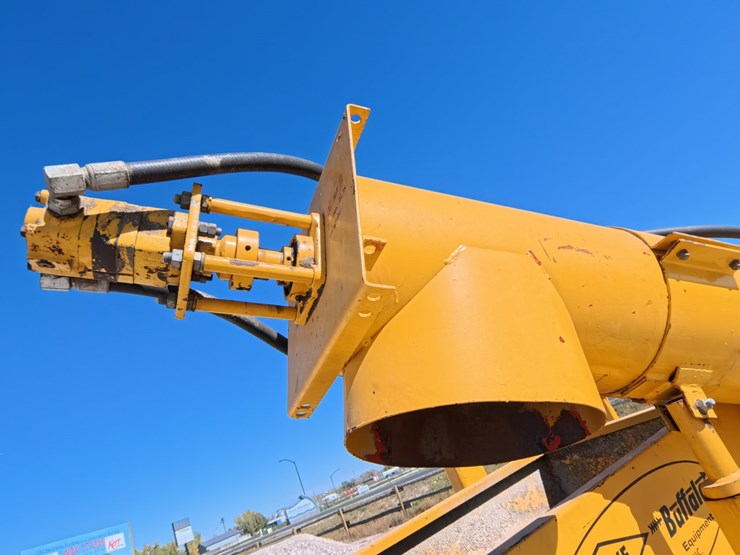 #1025-•-2006-henke-buffalo-1254-roller-mill-image-20