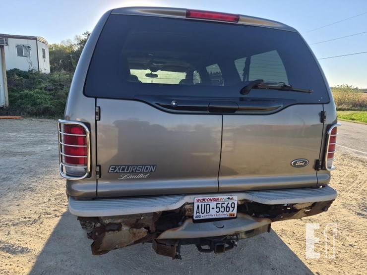 2003-ford-excursion-eddie-bauer-image-8