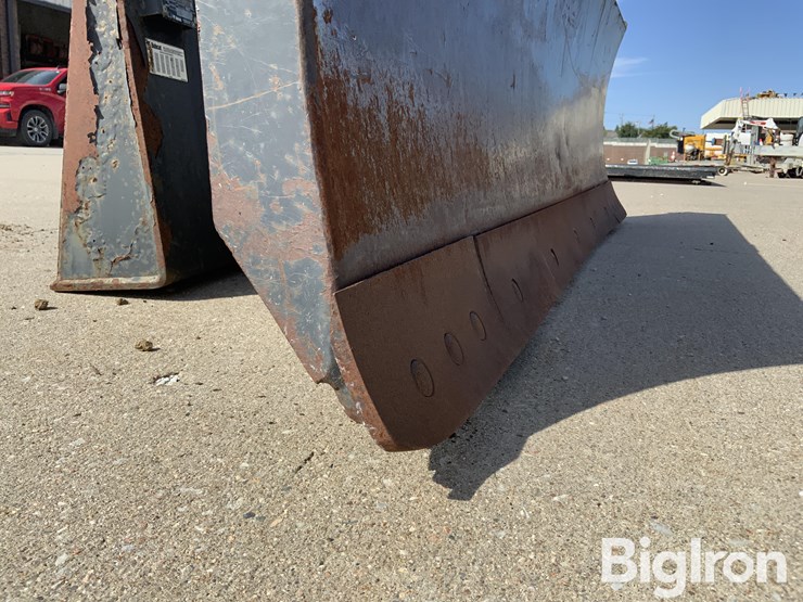 2008-bobcat-80"-6-way-skid-steer-dozer-blade-image-10