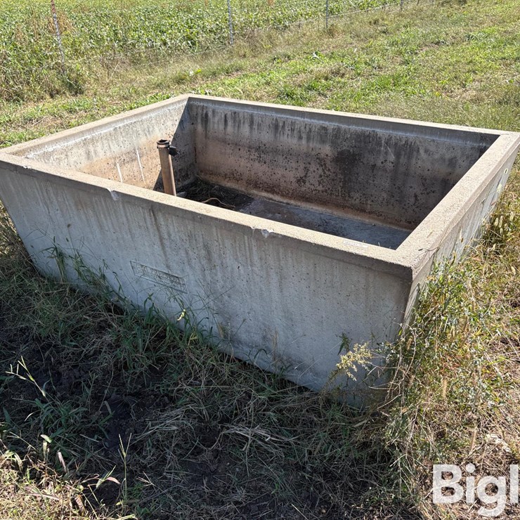 Livestock Concrete Waterer