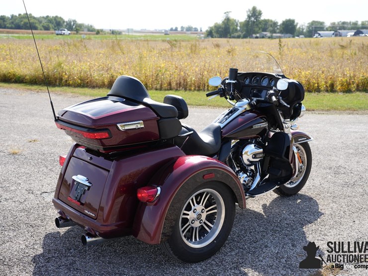 run-#102---2015-harley-davidson-trike-image-5