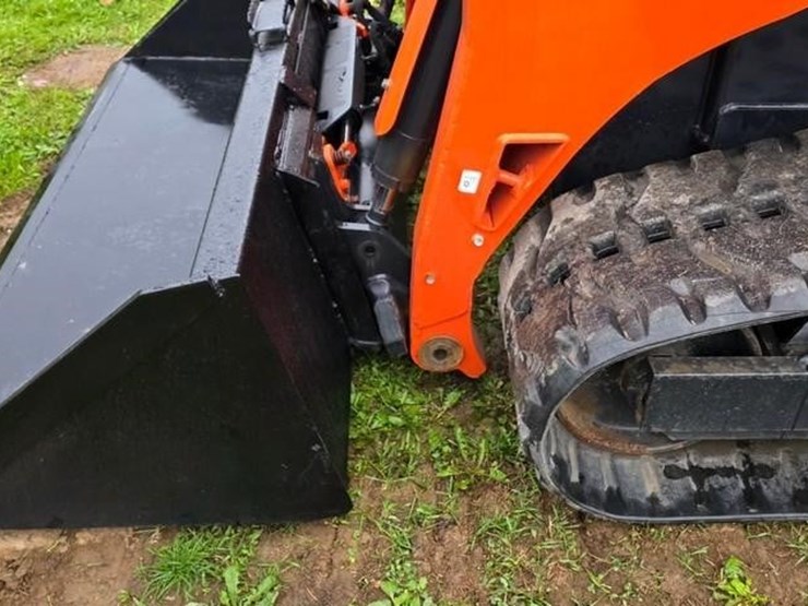 2017-kubota-svl95-2s-image-8