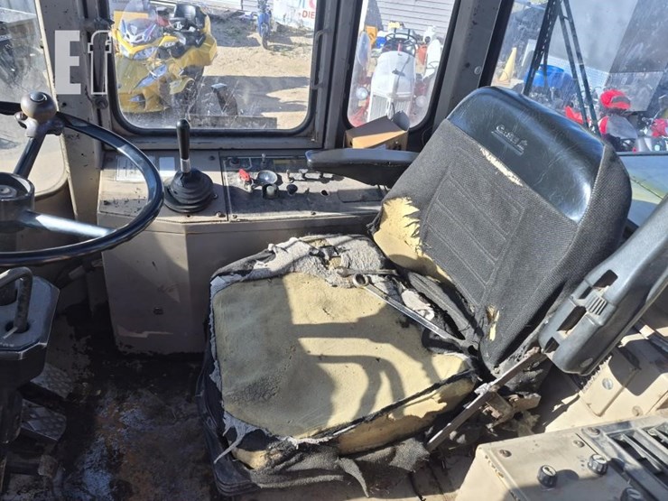 1991-deere-544e-image-17