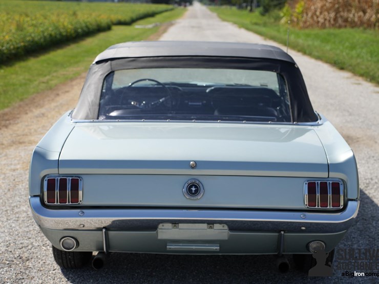 run-#65---1965-ford-mustang-convertible-image-6