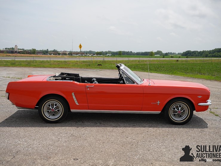 run-#51---1965-ford-mustang-convertible-image-4
