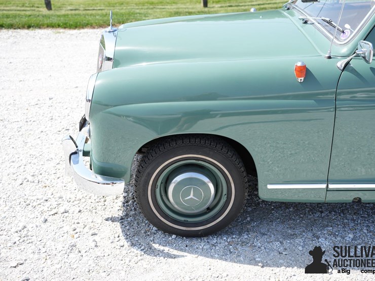 run-#122---1957-mercedes-benz-sedan-image-18