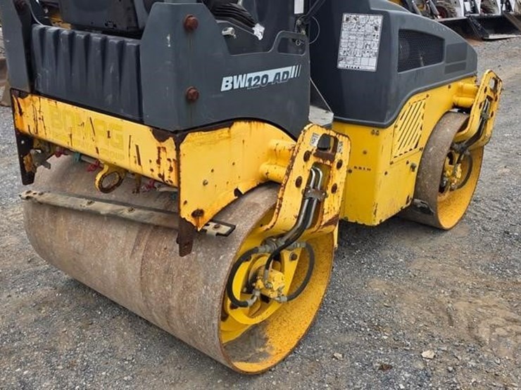 2012-bomag-bw120ad-4-image-12