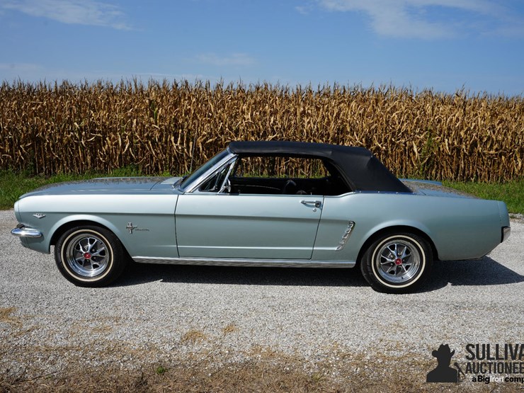 run-#65---1965-ford-mustang-convertible-image-8