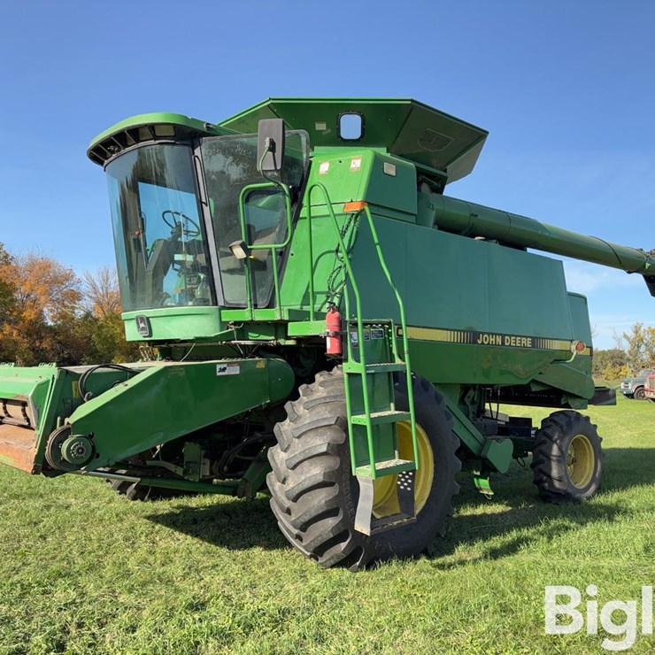 John Deere 9600 Combine