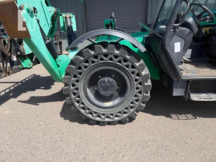 2017-jcb-512-56-image-8