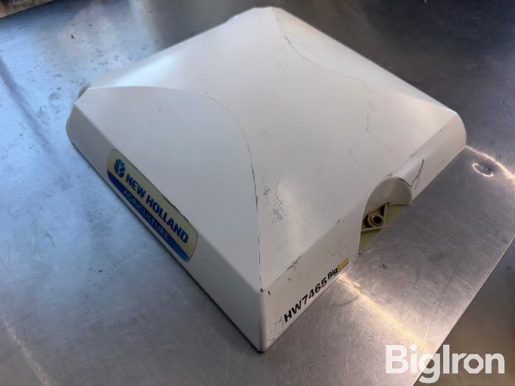 2018-case-/-new-holland-372-receiver-image-3